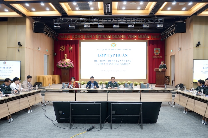 Tập huấn sử dụng Hệ thống Quản lý văn bản và điều hành